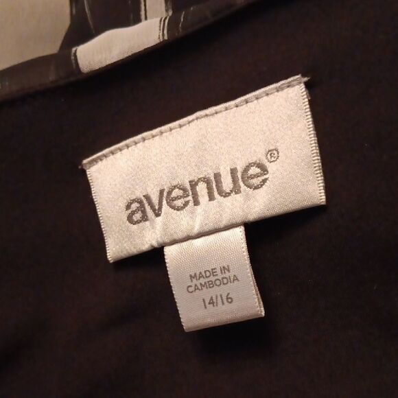 Avenue TWO Top Bundle Size 14-16.  Poncho. Layered. Career. - Picture 6 of 14
